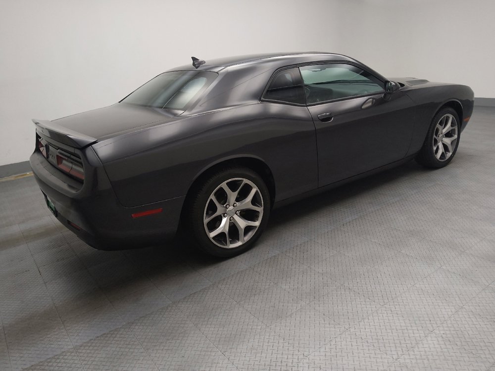 Used 2015 Dodge Challenger SXT Plus image 10