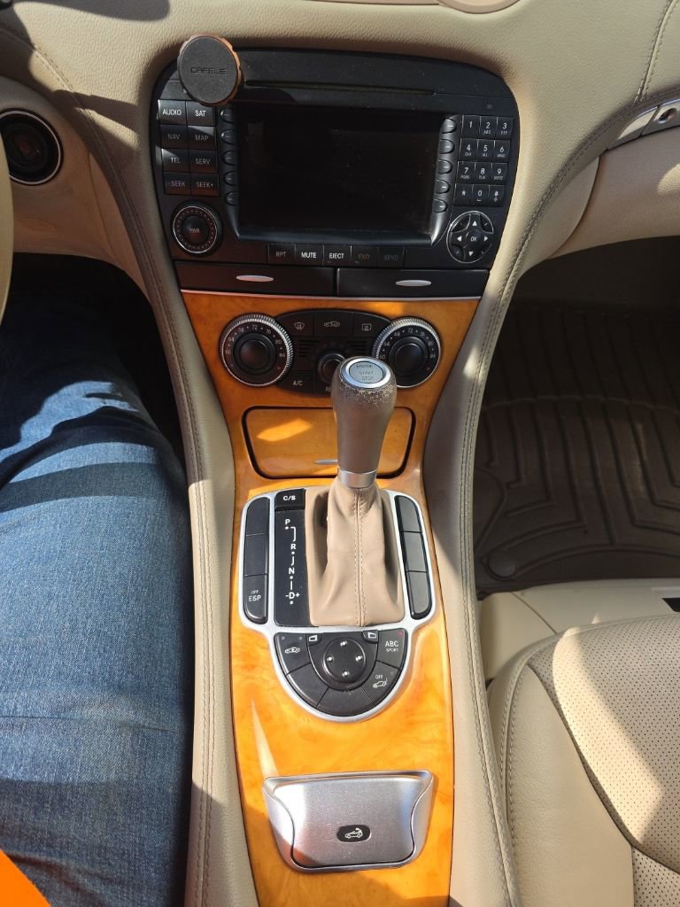 Used 2007 Mercedes-Benz SL 550 image 25