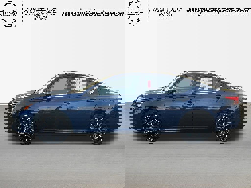 Used 2024 Nissan Altima 2.5 SR image 8