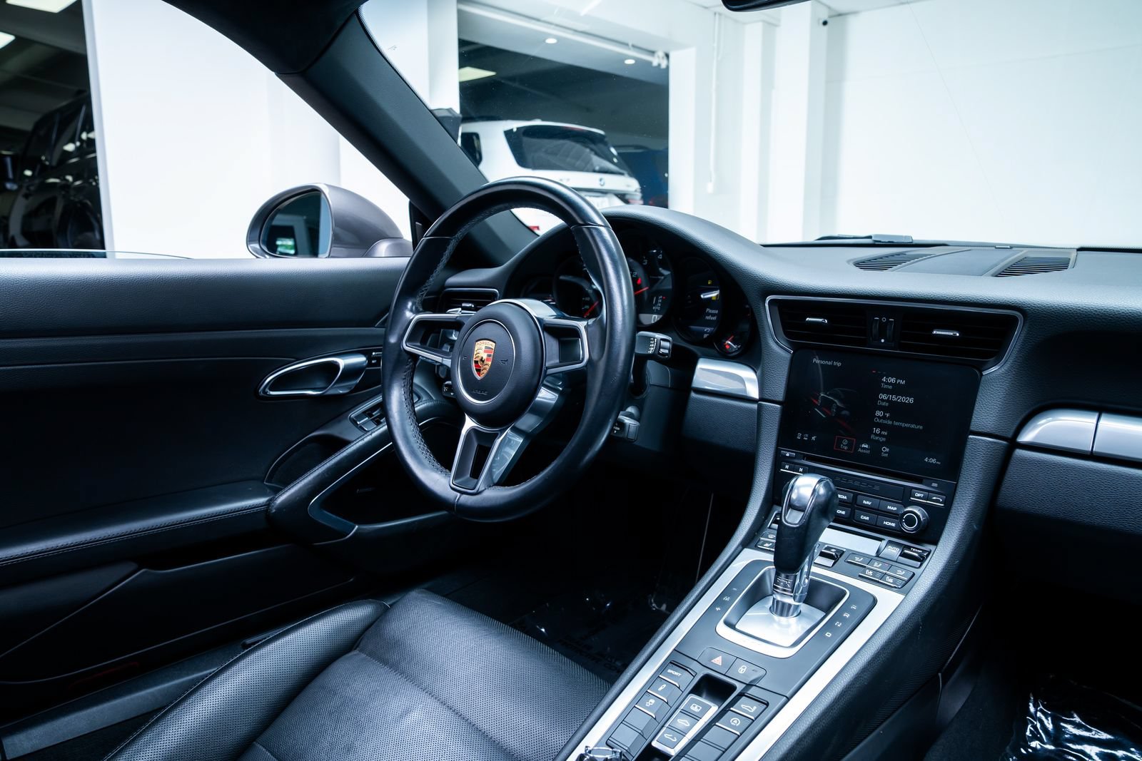 Used 2018 Porsche 911 Carrera RWD image 7