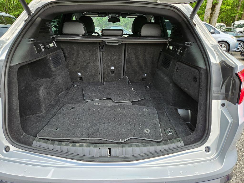 Used 2022 Alfa Romeo Stelvio Ti w/ Active Assist Plus Package image 12