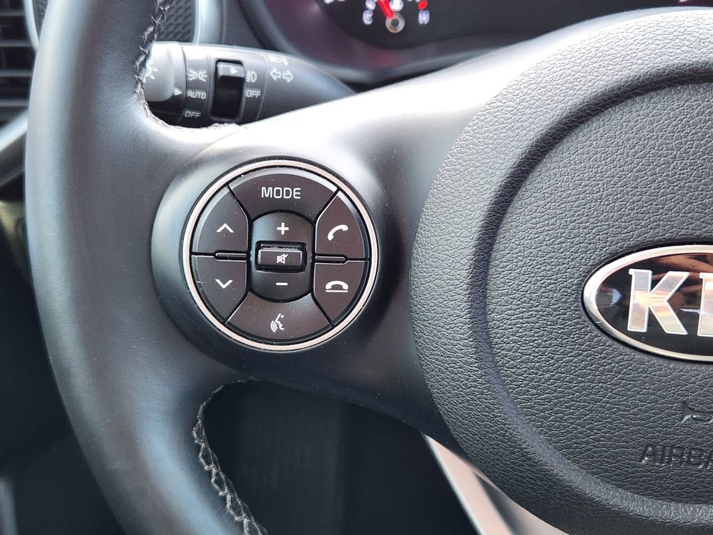 Certified 2020 Kia Soul X-Line image 16
