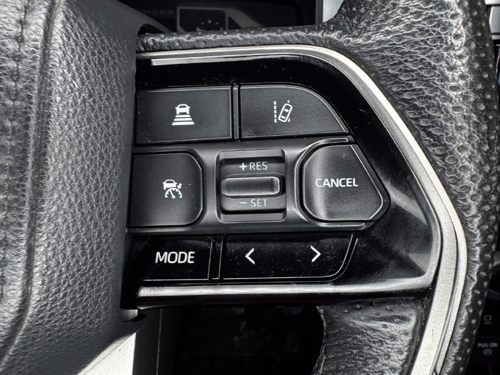 Used 2022 Toyota Tundra SR5 AWD/4WD image 16