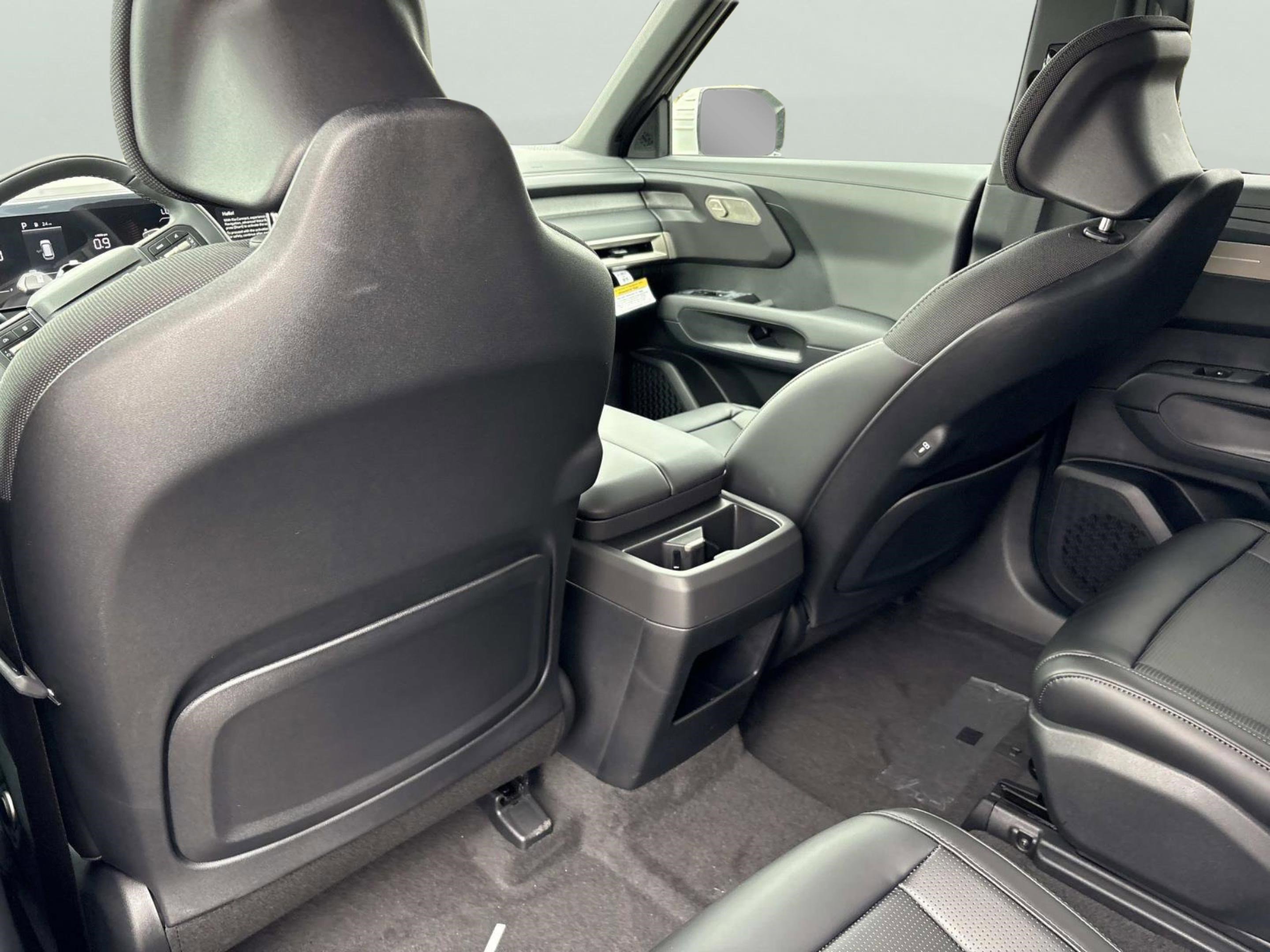 New 2027 Kia Telluride S image 17