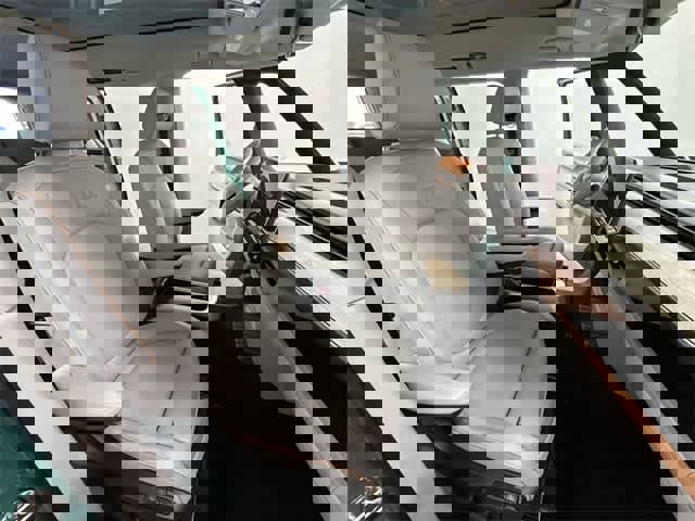 New 2025 Volkswagen ID. Buzz 1st Edition image 21