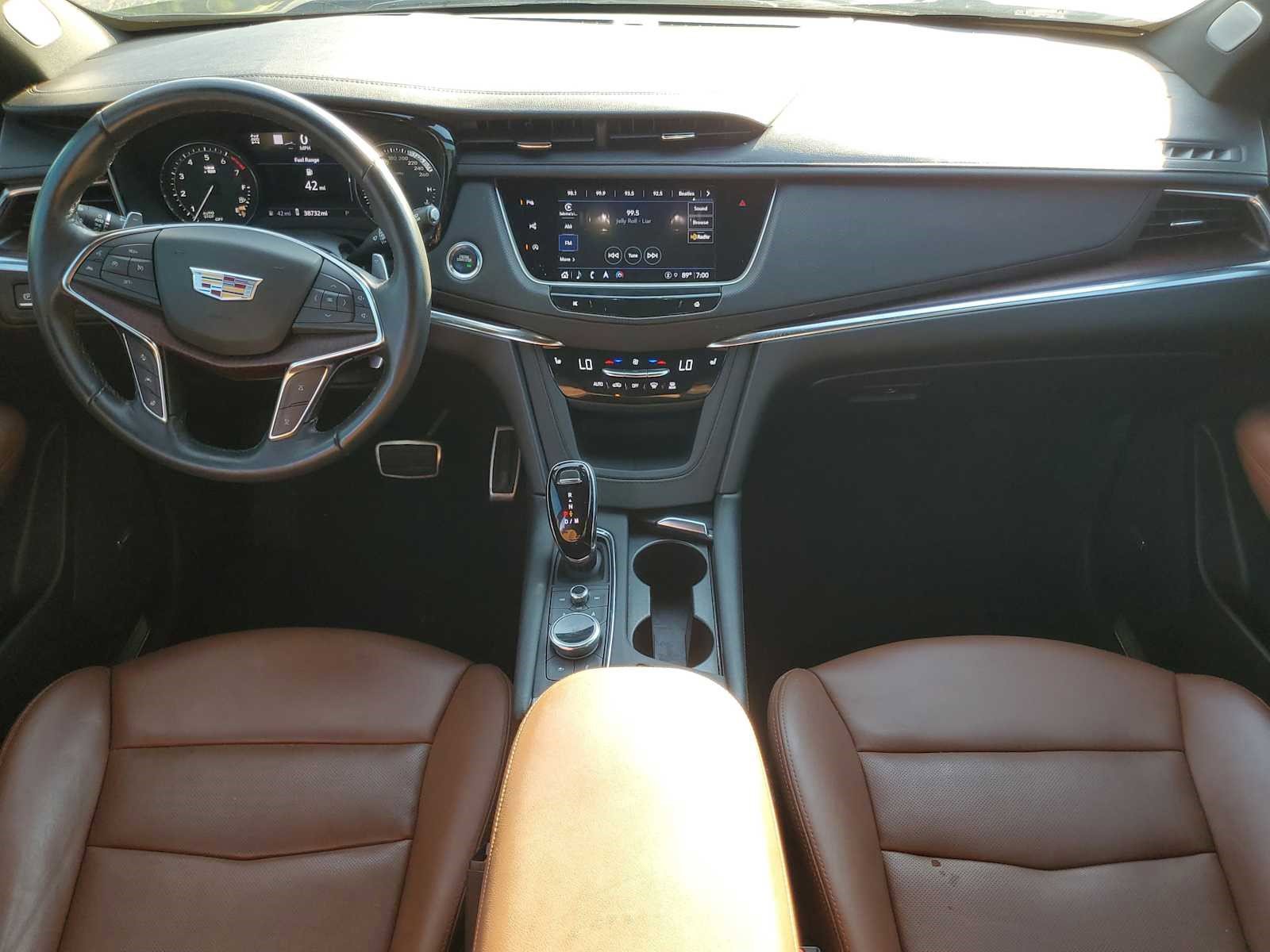 Used 2023 Cadillac XT5 Sportv image 14