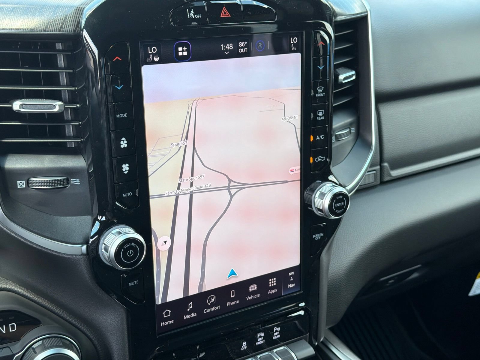 New 2027 RAM 1500 4x4 Crew Cab image 24