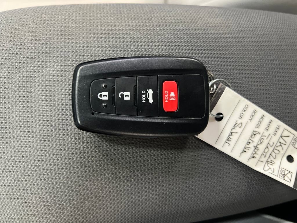 Used 2021 Toyota Corolla LE FWD image 31