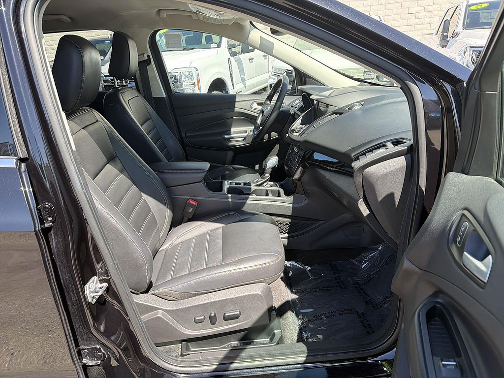 Used 2019 Ford Escape Titanium FWD image 27