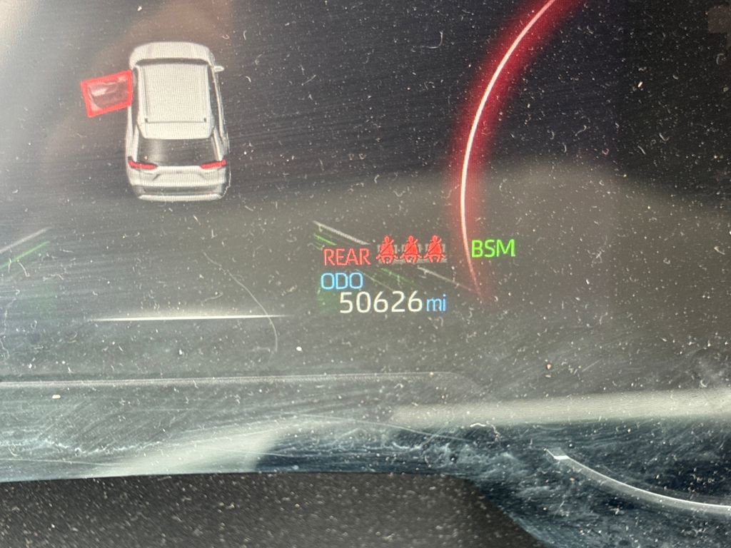 Used 2024 Toyota RAV4 XLE image 26