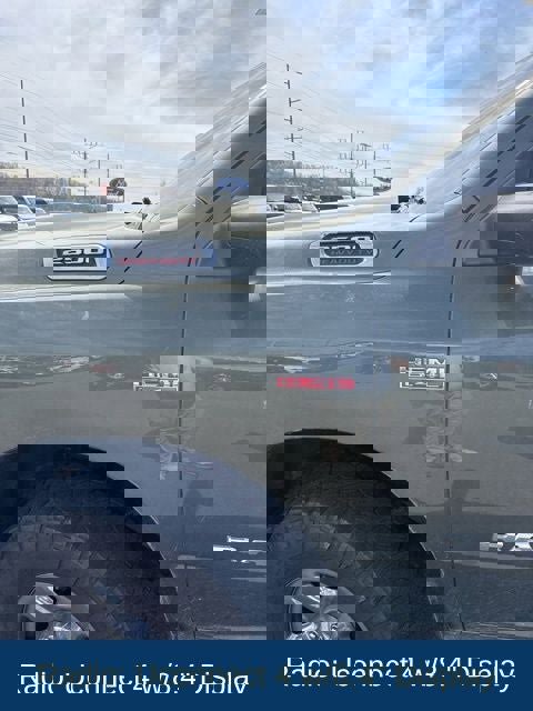 Used 2021 RAM 2500 Tradesman w/ Chrome Appearance Group image 10