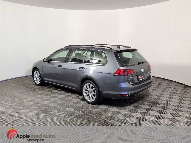Used 2017 Volkswagen Golf SE FWD image 5