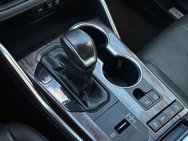 Used 2020 Toyota Highlander Limited FWD image 23
