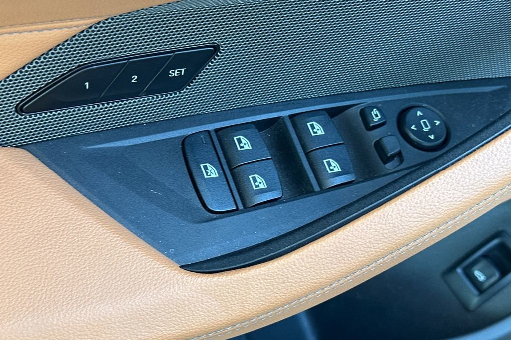 Used 2023 BMW i4 eDrive35 w/ Premium Package image 11