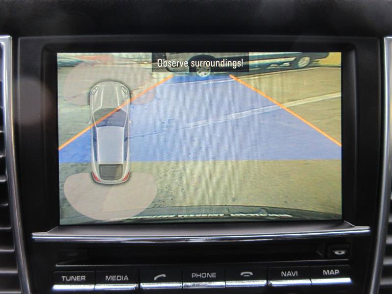 Used 2016 Porsche Panamera 4 image 20