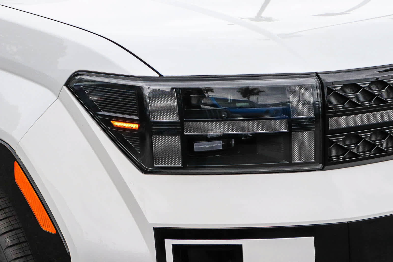 New 2026 Hyundai Santa Fe Calligraphy FWD image 4