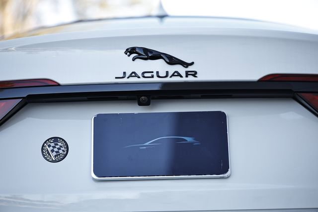 New 2024 Jaguar XF R-Dynamic SE AWD/4WD image 12