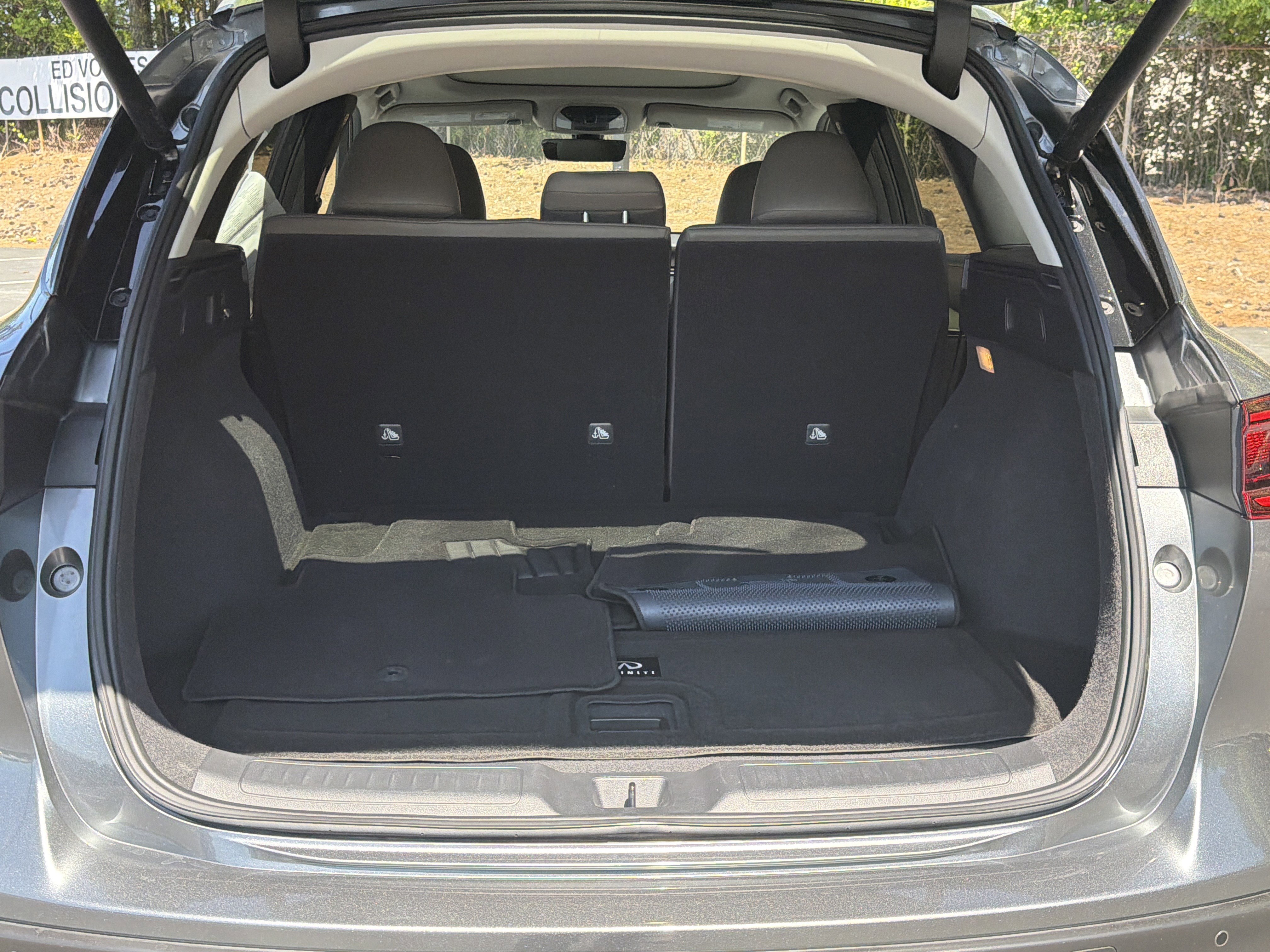 Used 2023 INFINITI QX50 Luxe FWD image 26