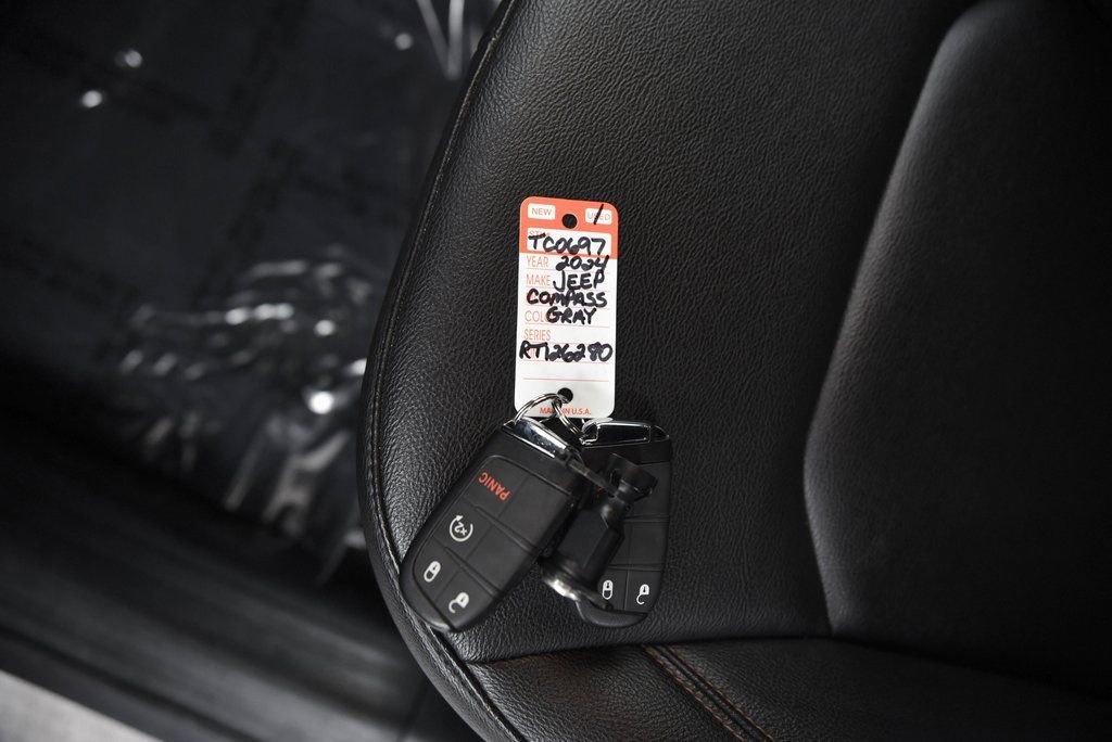 Used 2024 Jeep Compass Limited image 24