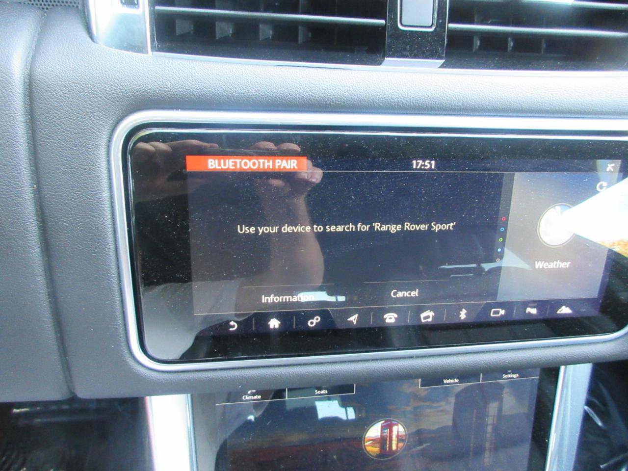Used 2020 Land Rover Range Rover Sport SE AWD/4WD image 67