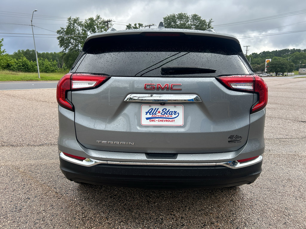 Used 2024 GMC Terrain SLT FWD image 6
