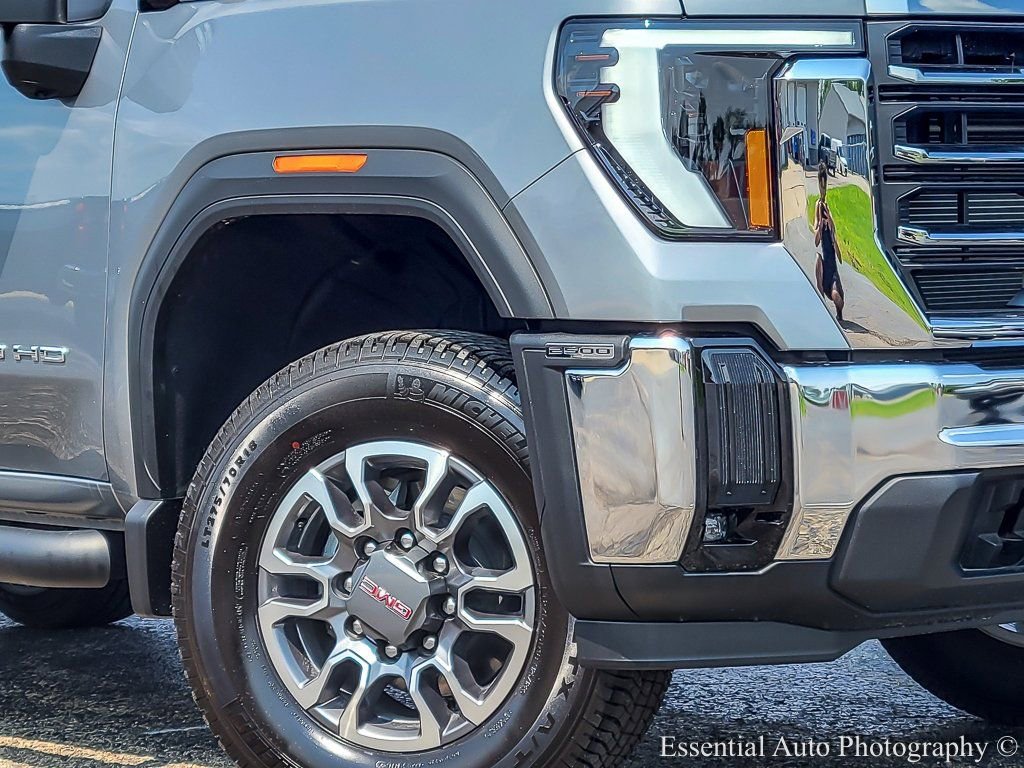 New 2025 GMC Sierra 2500 SLE w/ SLE Convenience Package image 3