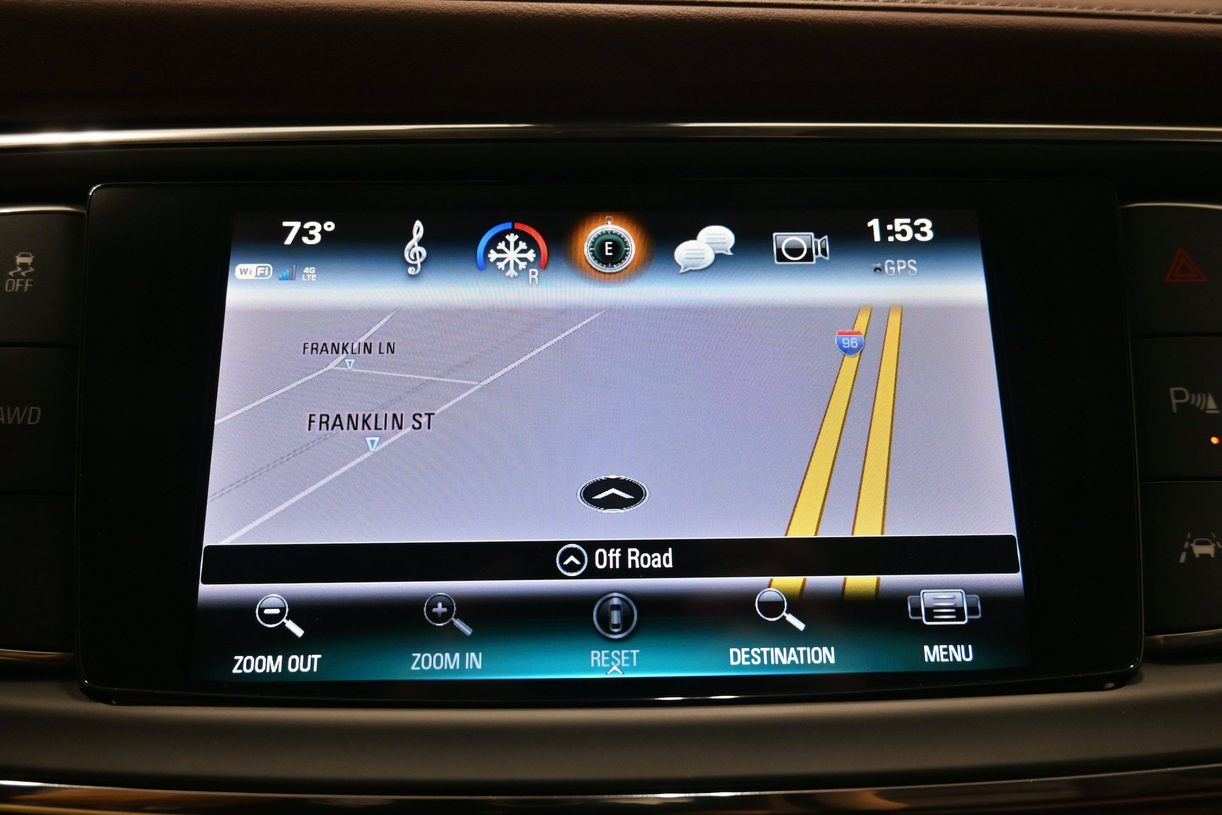 Used 2018 Buick Enclave Avenir AWD/4WD image 14