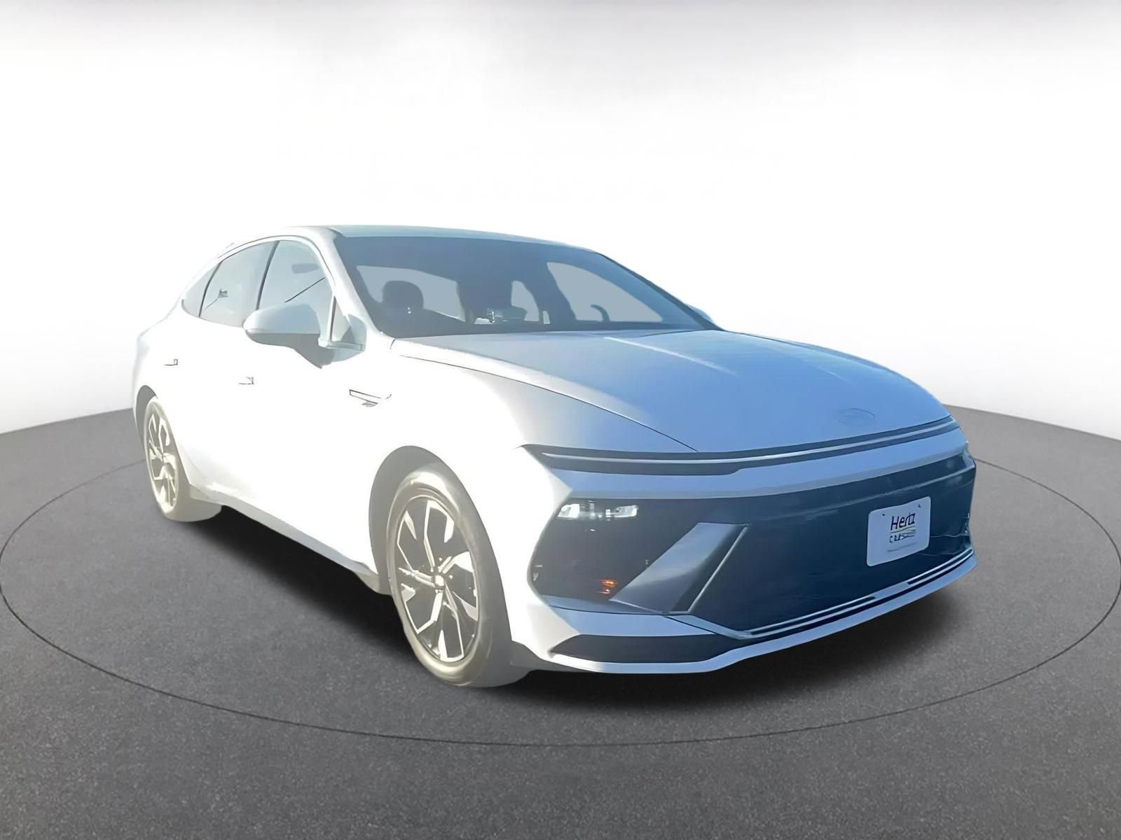 Used 2025 Hyundai Sonata SEL image 2