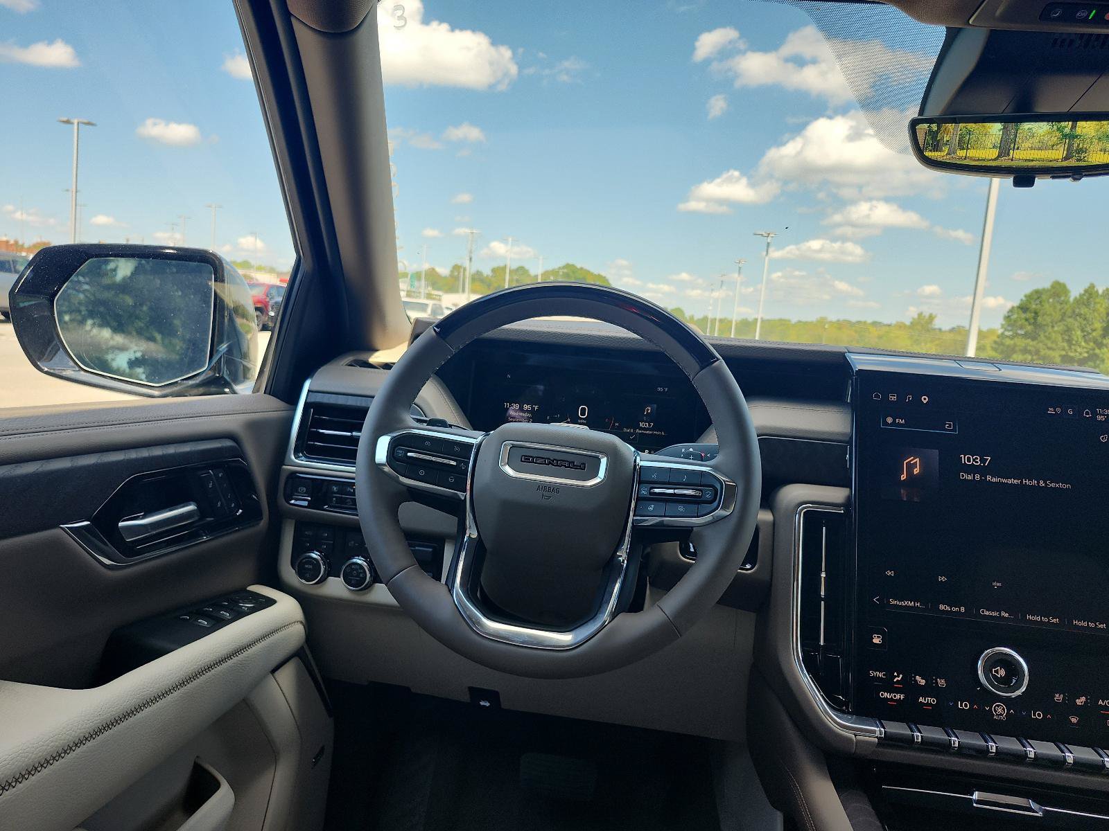 New 2026 GMC Yukon XL Denali w/ Denali Reserve Package AWD/4WD image 12