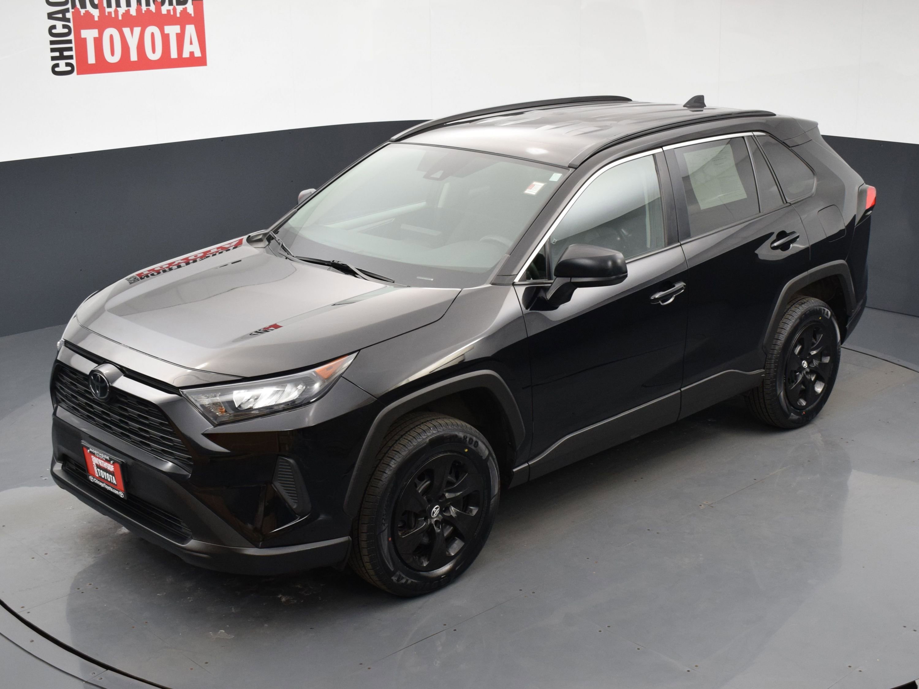 Used 2021 Toyota RAV4 LE AWD/4WD image 23