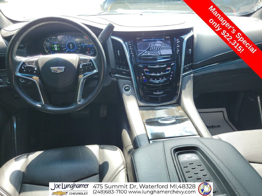Used 2016 Cadillac Escalade Platinum AWD/4WD image 22