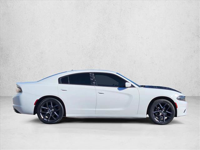 Used 2018 Dodge Charger SXT RWD image 4