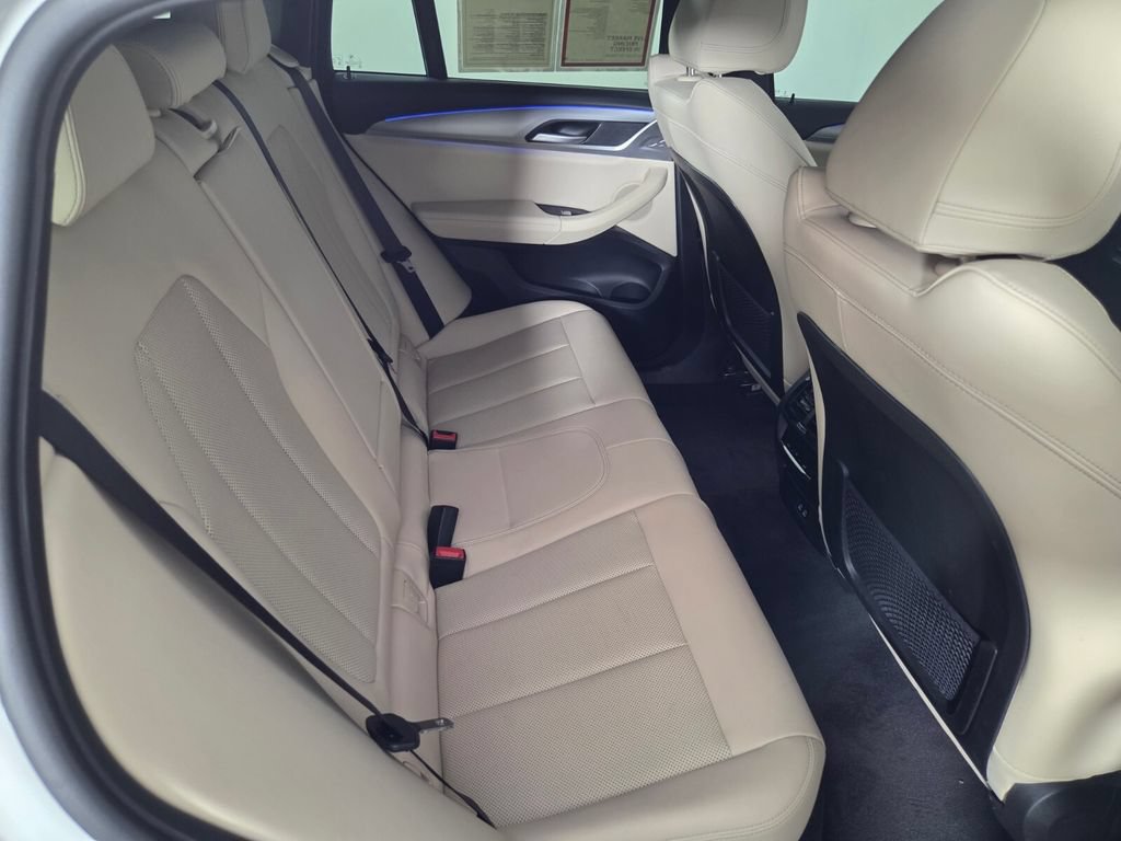 Used 2025 BMW X4 xDrive30i AWD/4WD image 30