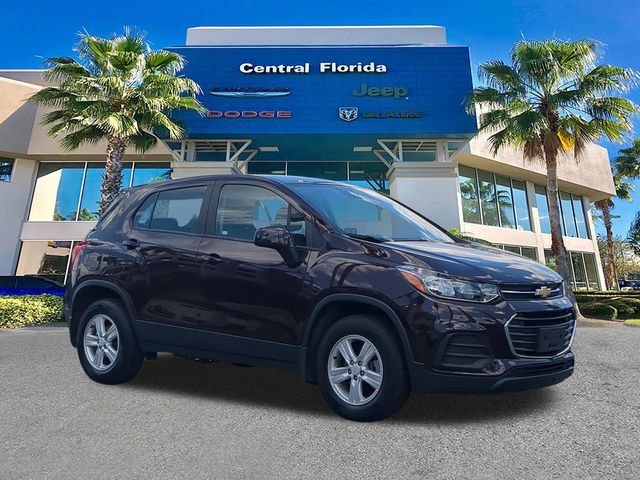 Used 2021 Chevrolet Trax LS w/ LPO, Protection Package AWD/4WD image 2