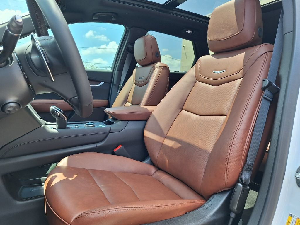 New 2026 Cadillac XT5 Sportv w/ LPO, Onyx Lite Package AWD/4WD image 25