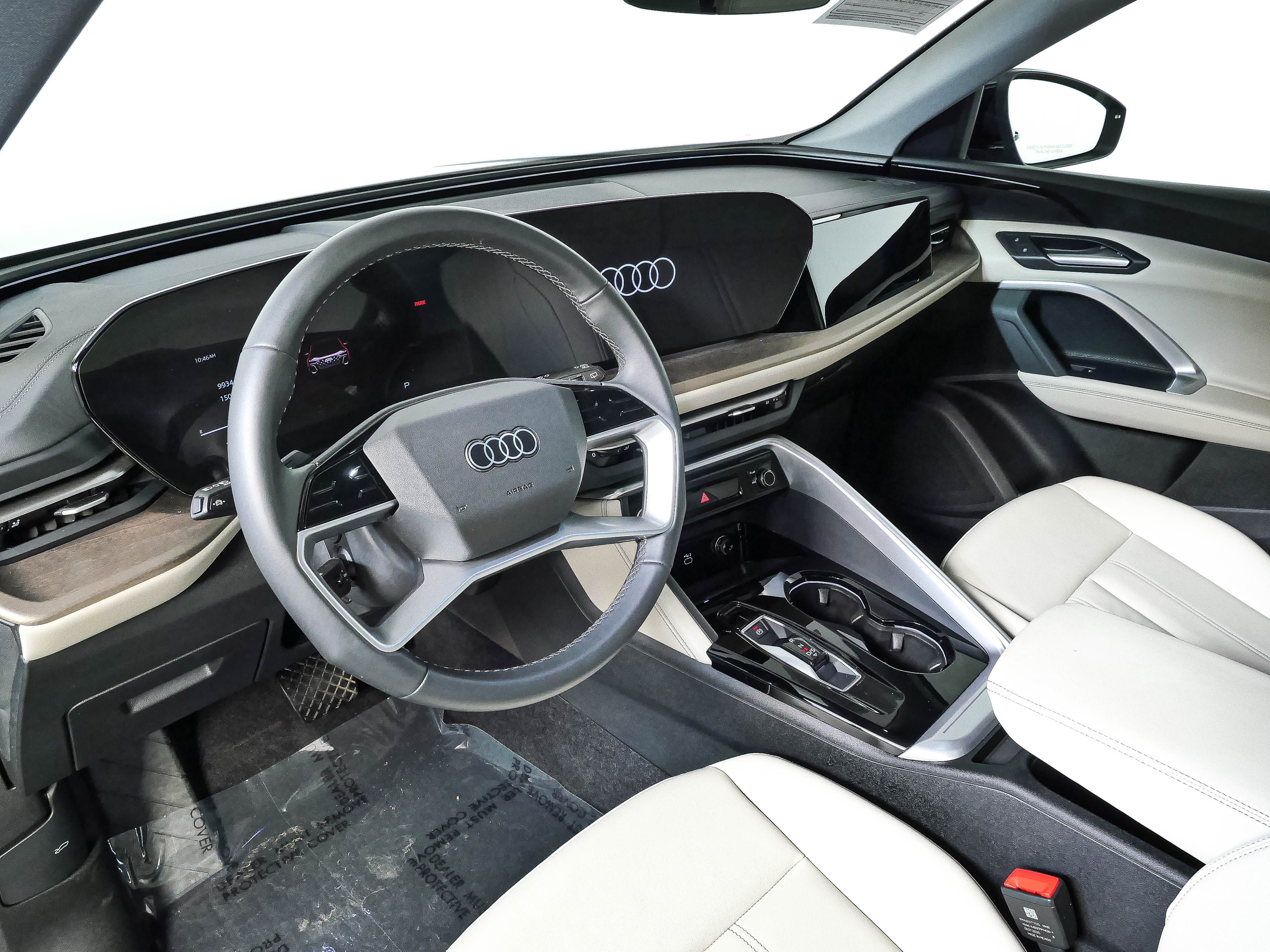 Used 2025 Audi Q5 Premium w/ Convenience Package AWD/4WD image 4