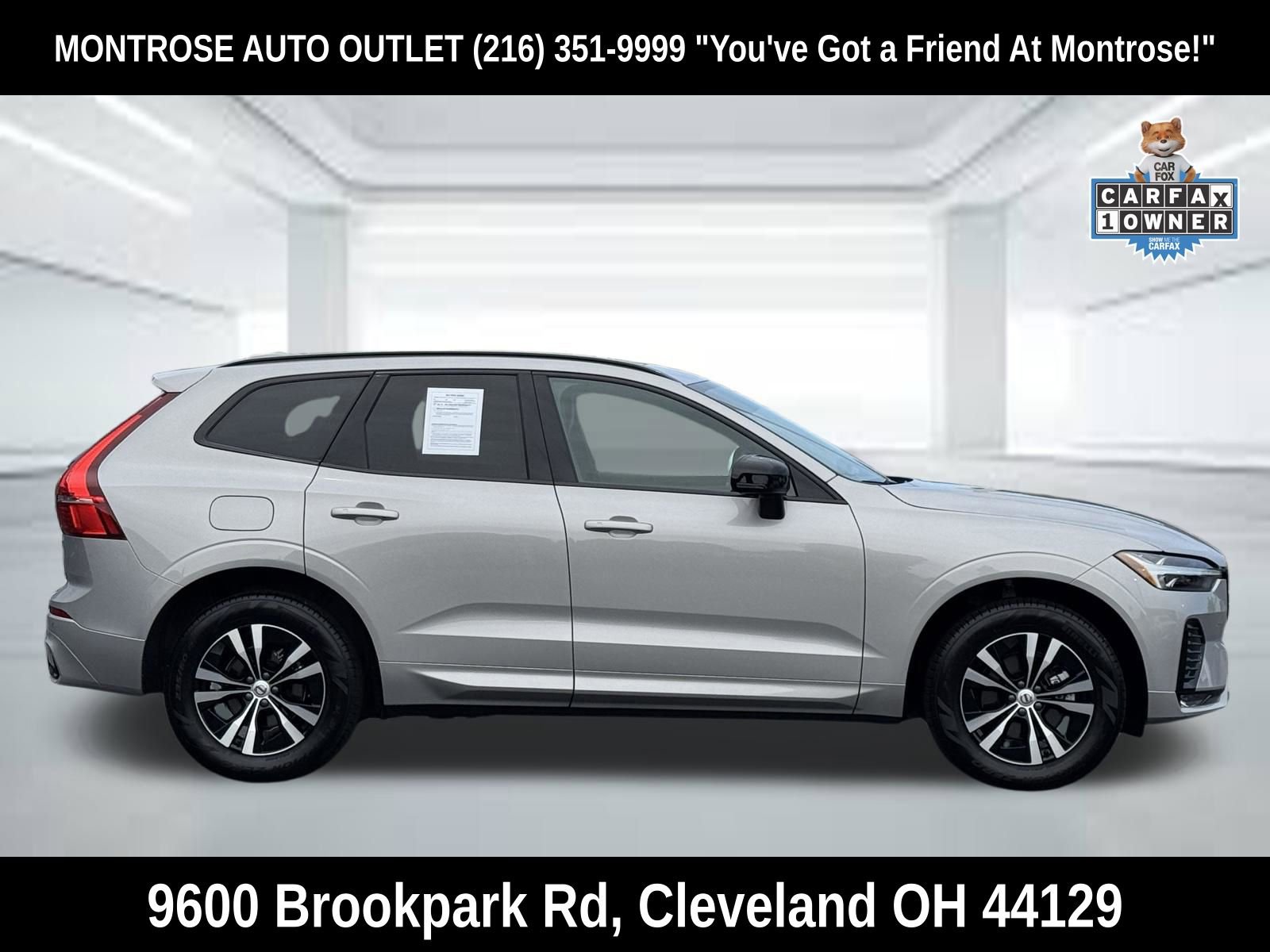 Used 2024 Volvo XC60 B5 Core AWD/4WD image 3