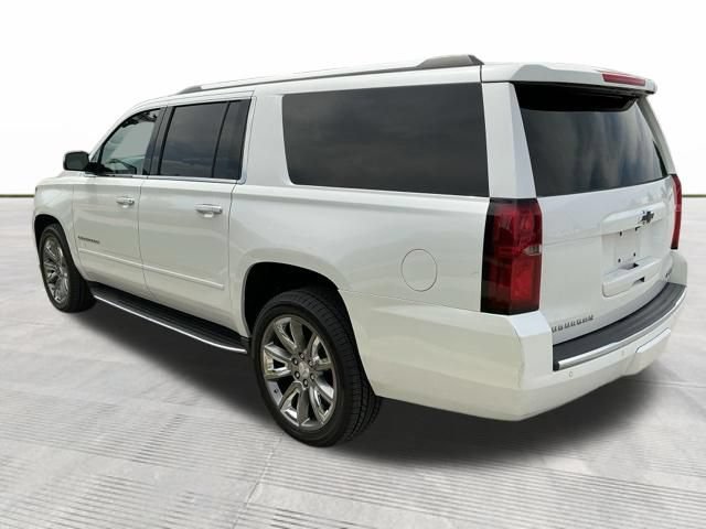 Used 2017 Chevrolet Suburban Premier AWD/4WD image 4