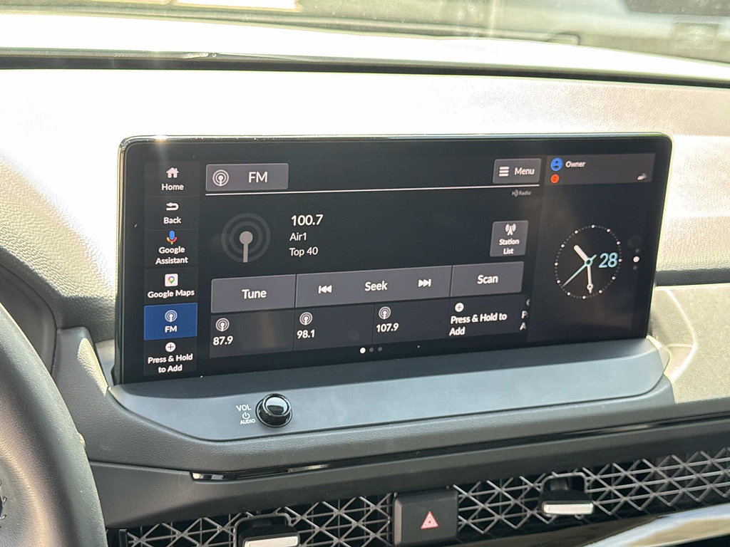 Certified 2023 Honda Accord Touring image 7