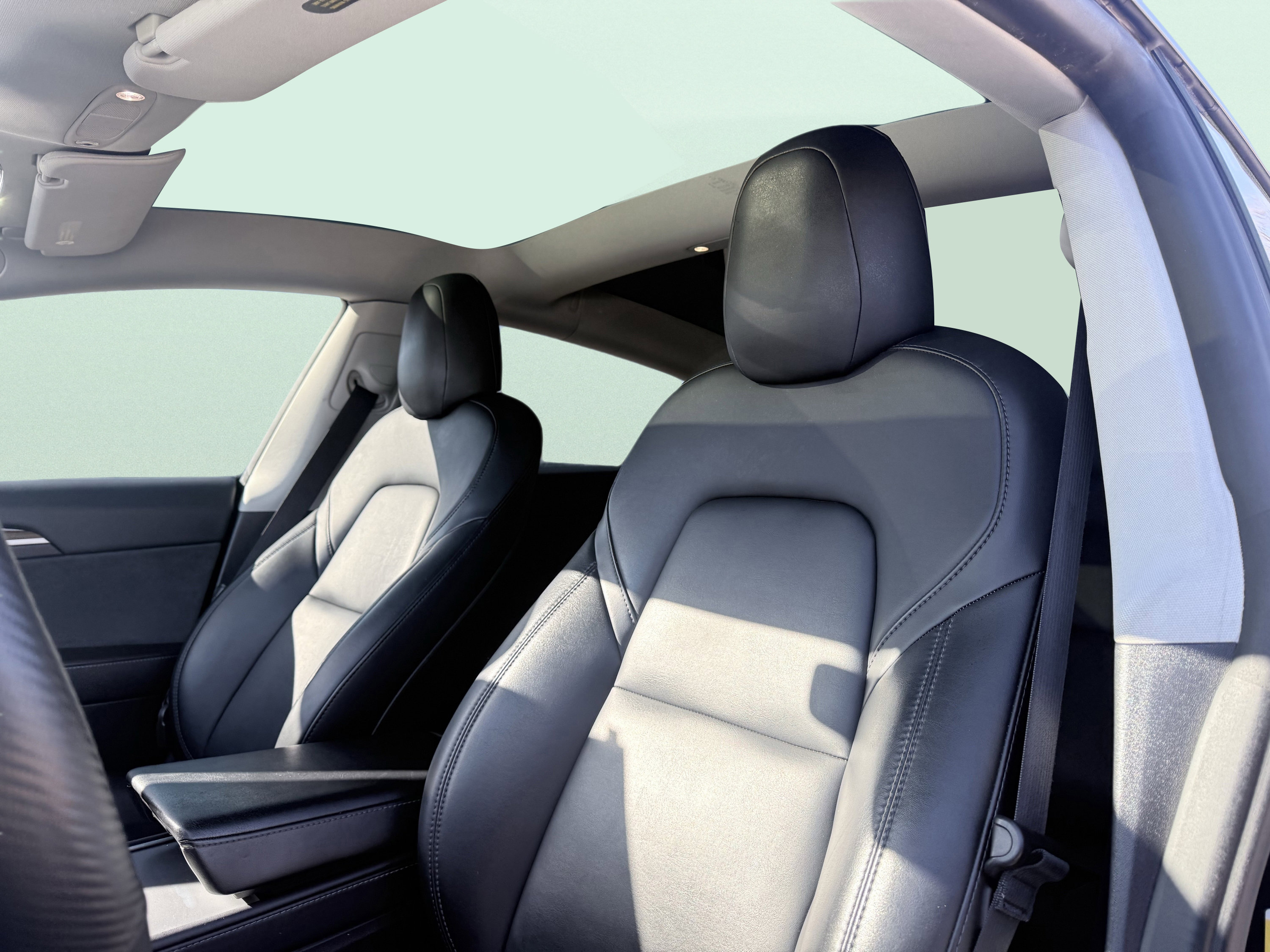 Used 2022 Tesla Model 3 Long Range image 28