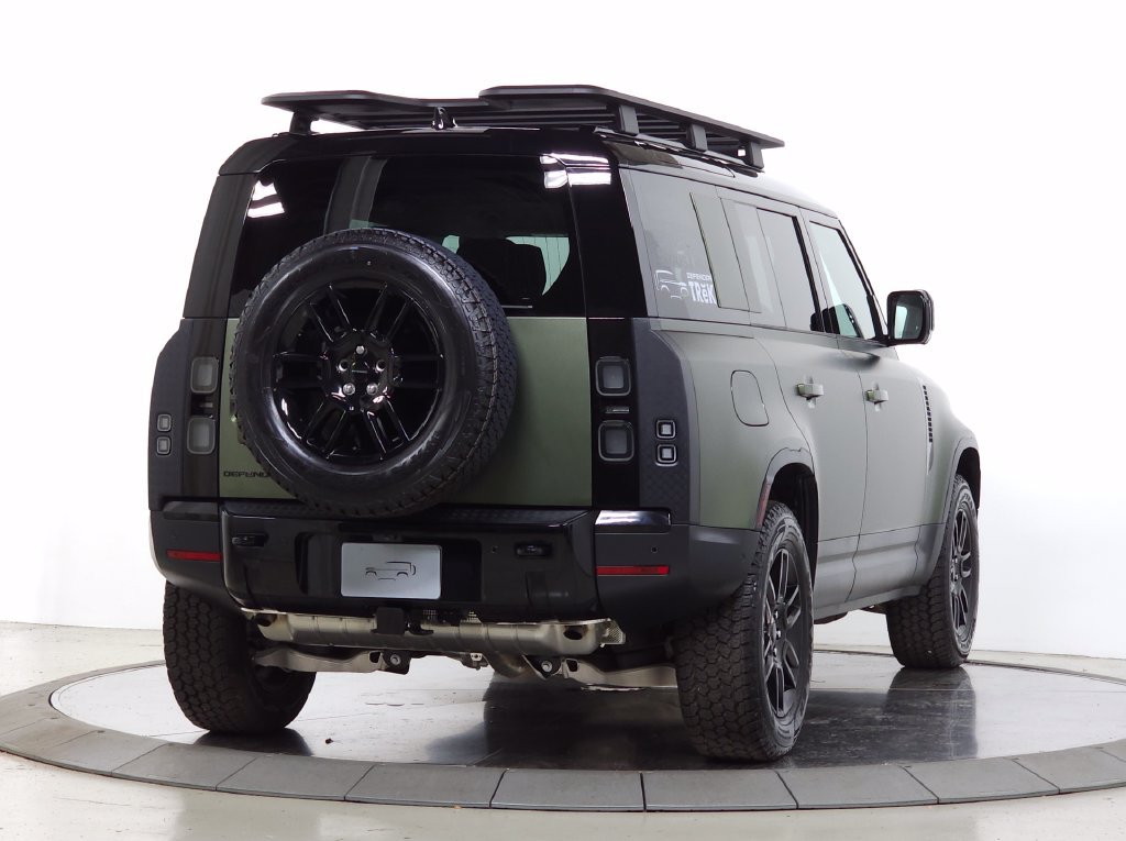 New 2026 Land Rover Defender 110 S AWD/4WD image 5