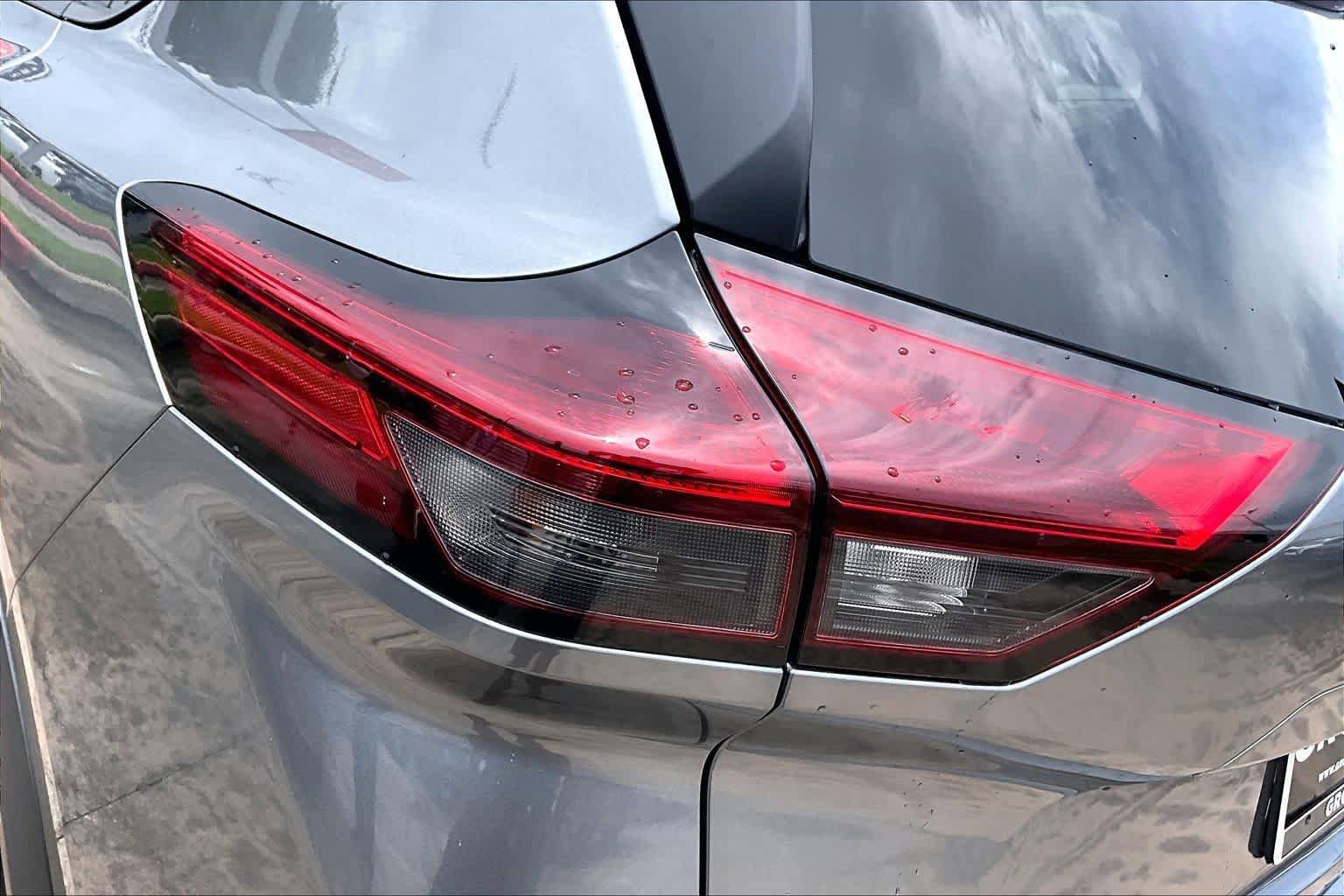 Certified 2025 Nissan Rogue S FWD image 27