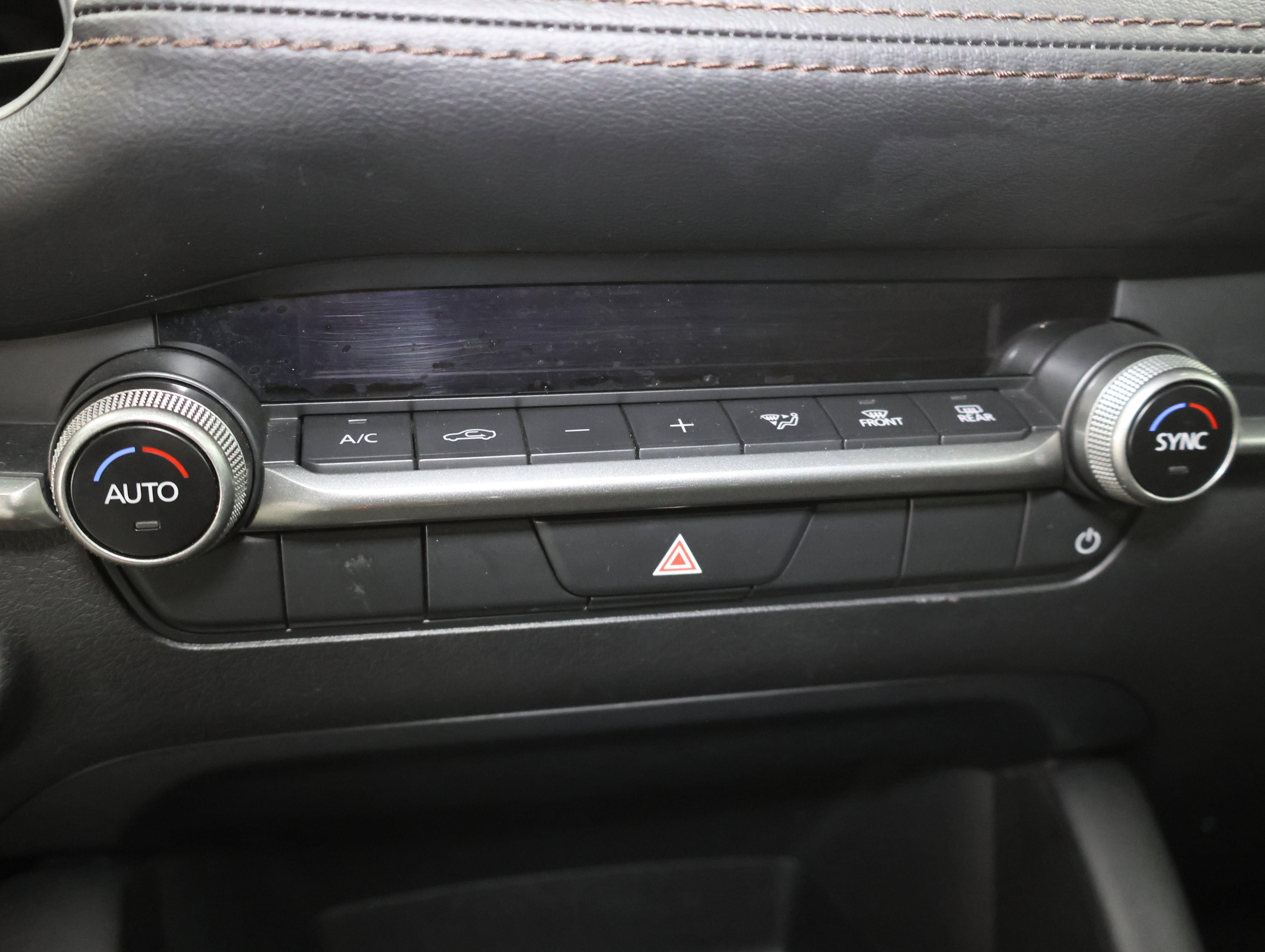 Used 2024 MAZDA MAZDA3 s image 40