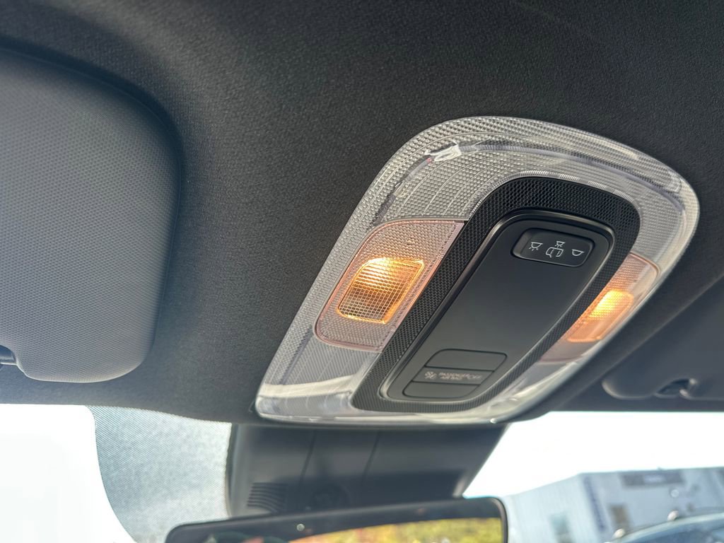 New 2025 Hyundai Elantra Sport image 36