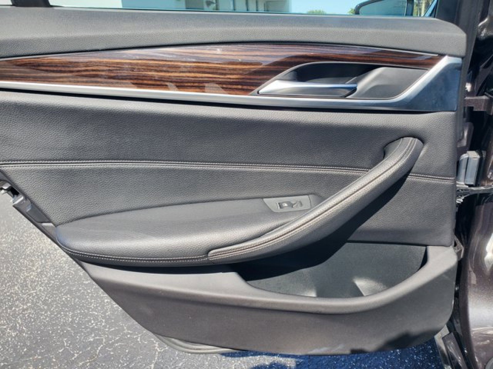 Used 2018 BMW 540i image 33