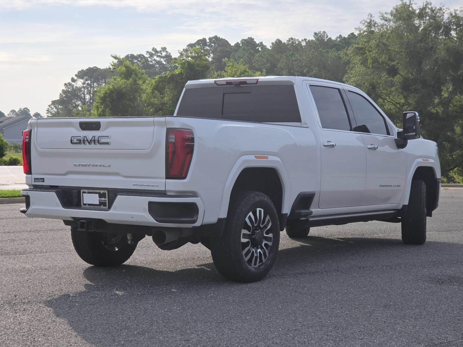 Used 2024 GMC Sierra 2500 Denali Ultimate w/ Max Trailering Package AWD/4WD image 24