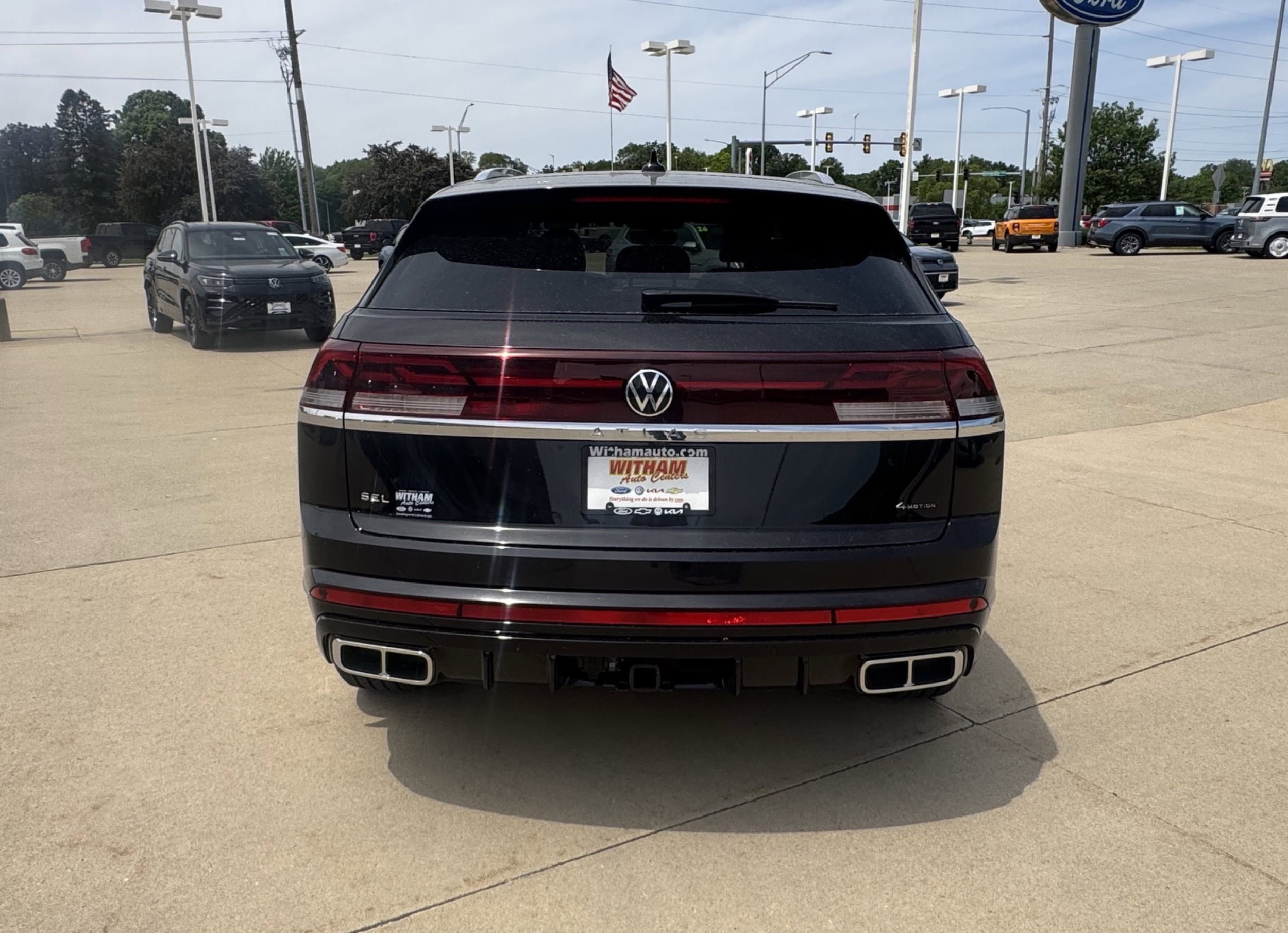 New 2026 Volkswagen Atlas Cross Sport SEL Premium R-Line AWD/4WD image 5