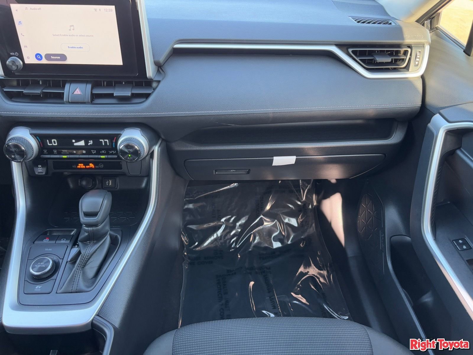 Certified 2025 Toyota RAV4 LE image 18