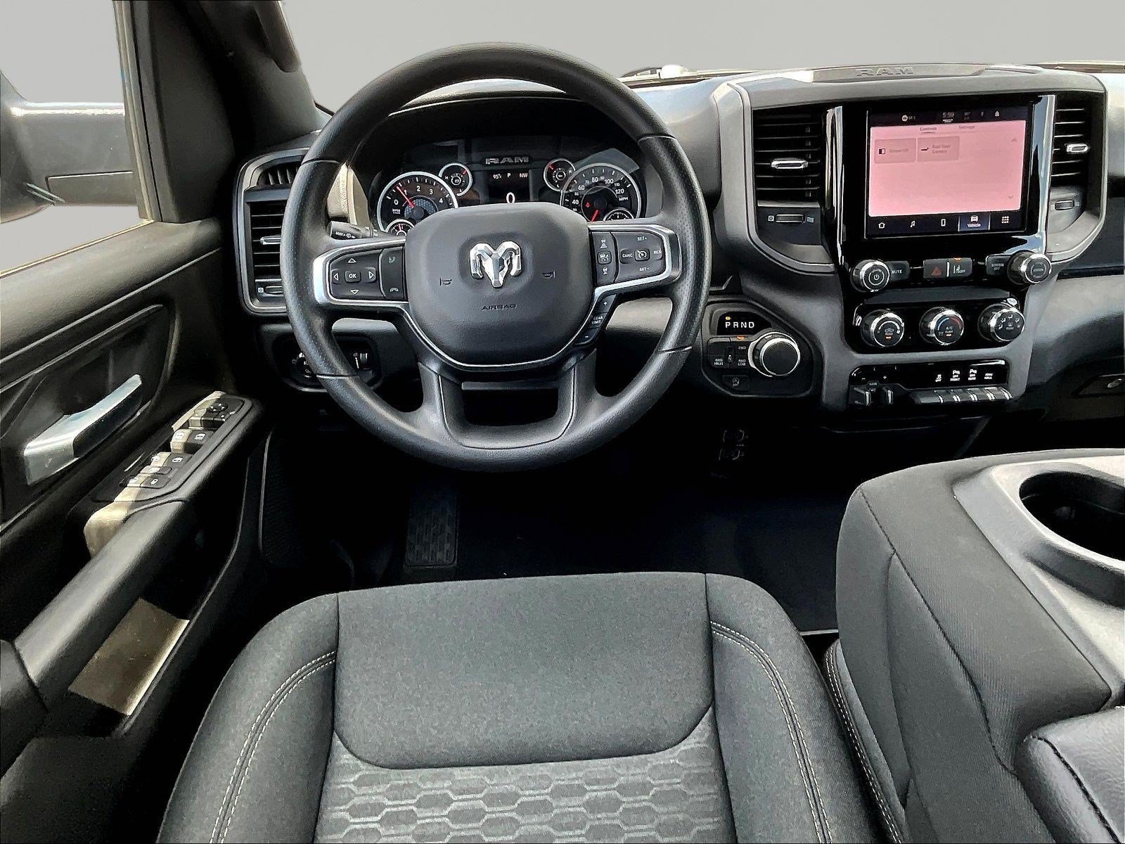 New 2026 RAM 1500 Express AWD/4WD image 9