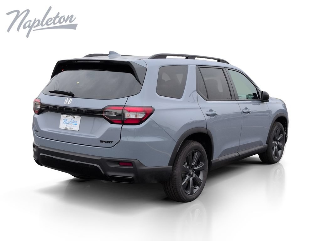 New 2026 Honda Pilot Sport image 6